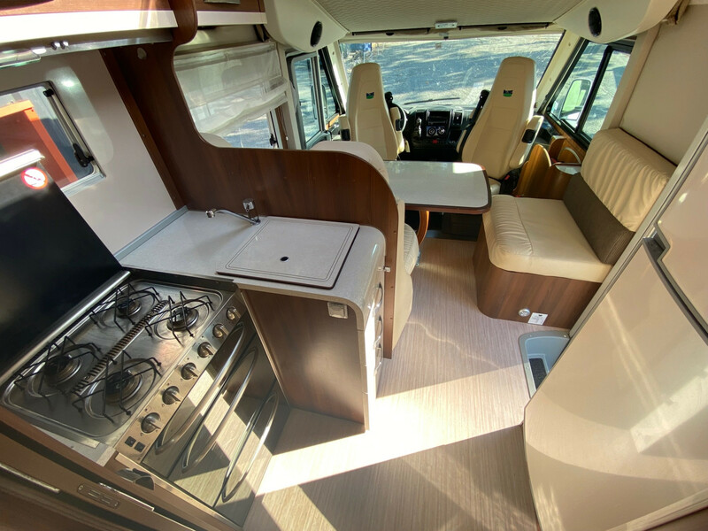 42007-01-2048.jpg